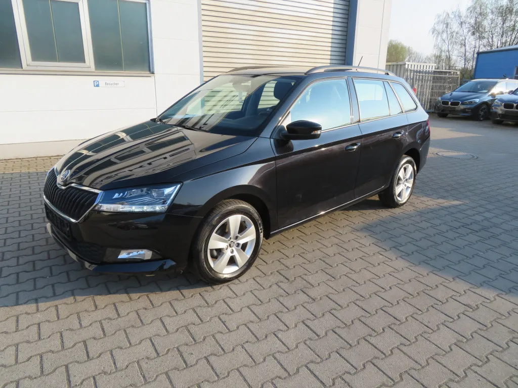 Skoda Fabia COMBI 1.0 TSI STYLE*PDC*LED*TEMPOMAT* Image 3