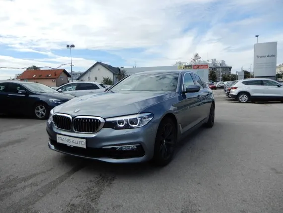 BMW serija 5 520d AUTOMATIK *NAVI,LED,KAMERA* - NIJE UVOZ Image 1